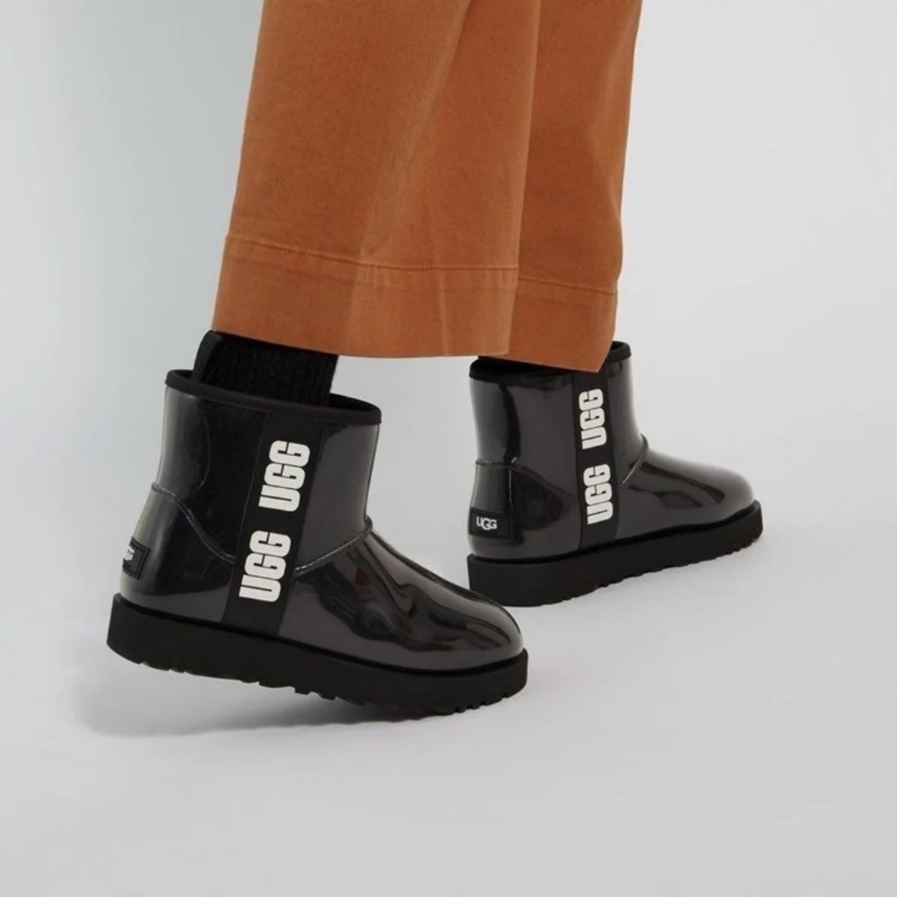 ❌SOLD❌UGG Classic Clear Mini Boots